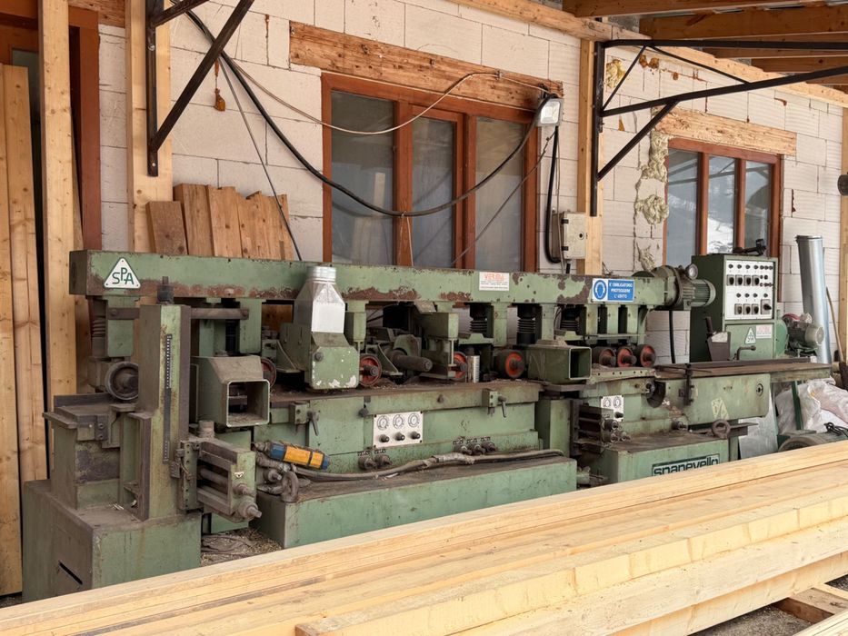 Mașină de rindeluit și profilat pe 4 fețe Spanevello