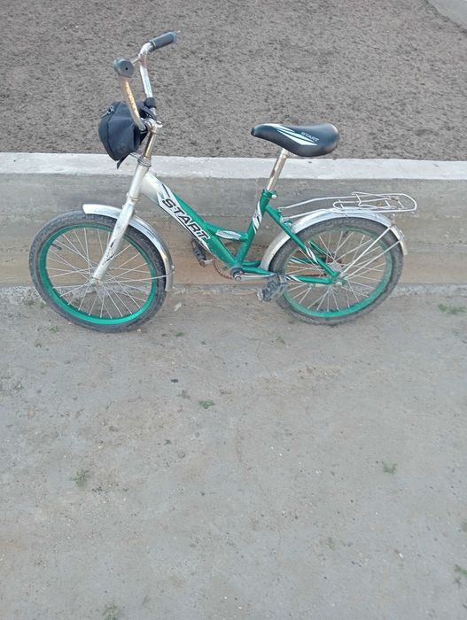 Продам велосипед и скейтборд