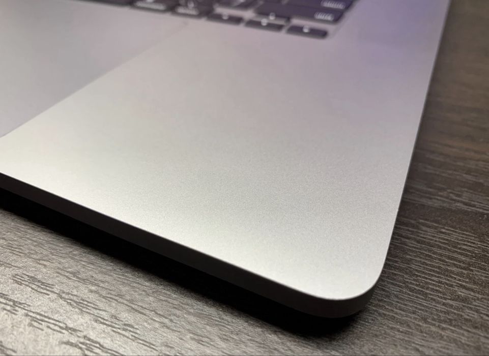 Apple Macbook PRO 16