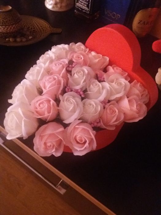 Aranjament flori din săpun