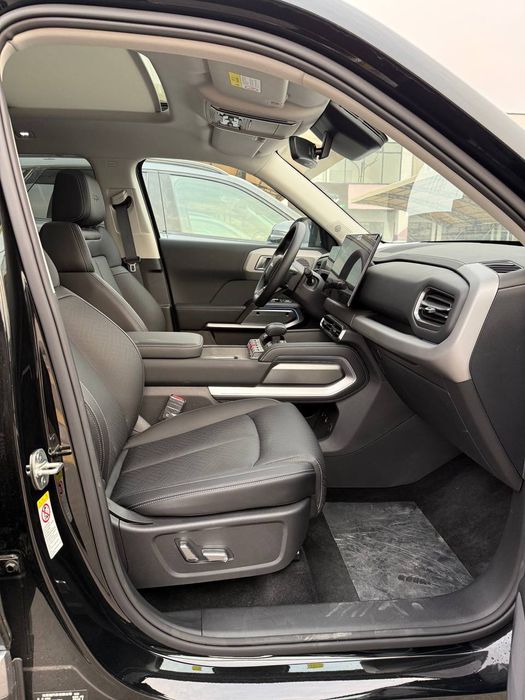 Byd leapard 3 max  4.9 sec dual motor yangi tayor