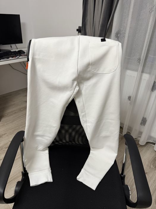 Pantaloni zara marimea s