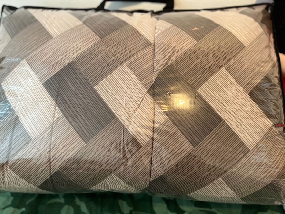 Спални комплекти с олекотена завивка/Български/