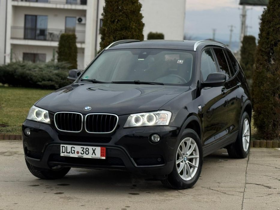 BMW X3 2.0 X-drive 184cp an.2012 2 butoane+head up display