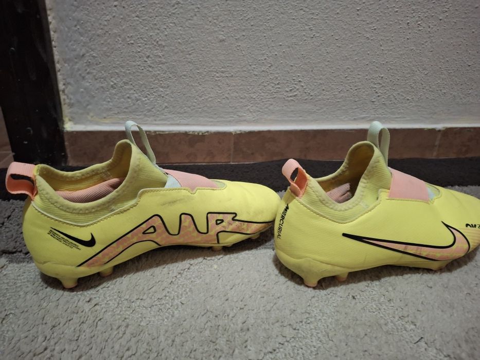 Бутонки Nike Mercurial