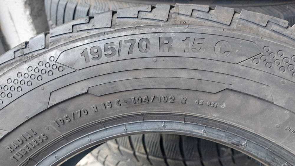 Гуми за Бус 195/70/15 C Continental 2 броя
