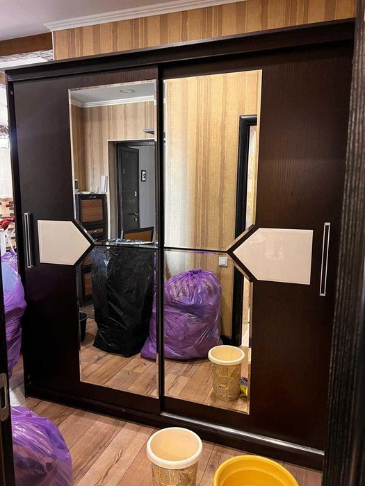 Продам шифоньер длина 2 м