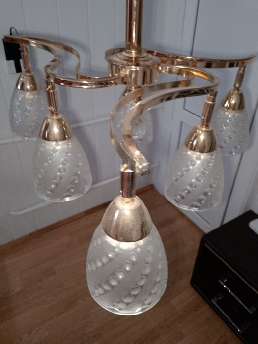 Люстра потолочная