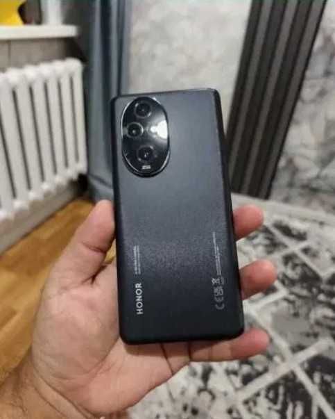 Хонор 200 Про + 150К. Обмен на смартфон выше классом