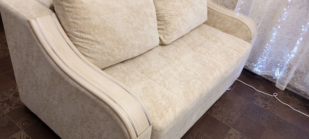 Продам раскладной диванчик, 1.5 м ширина