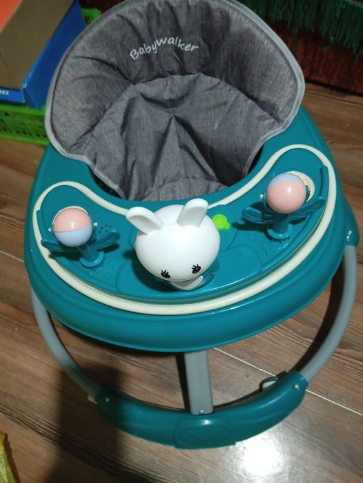 Ходунок детский.