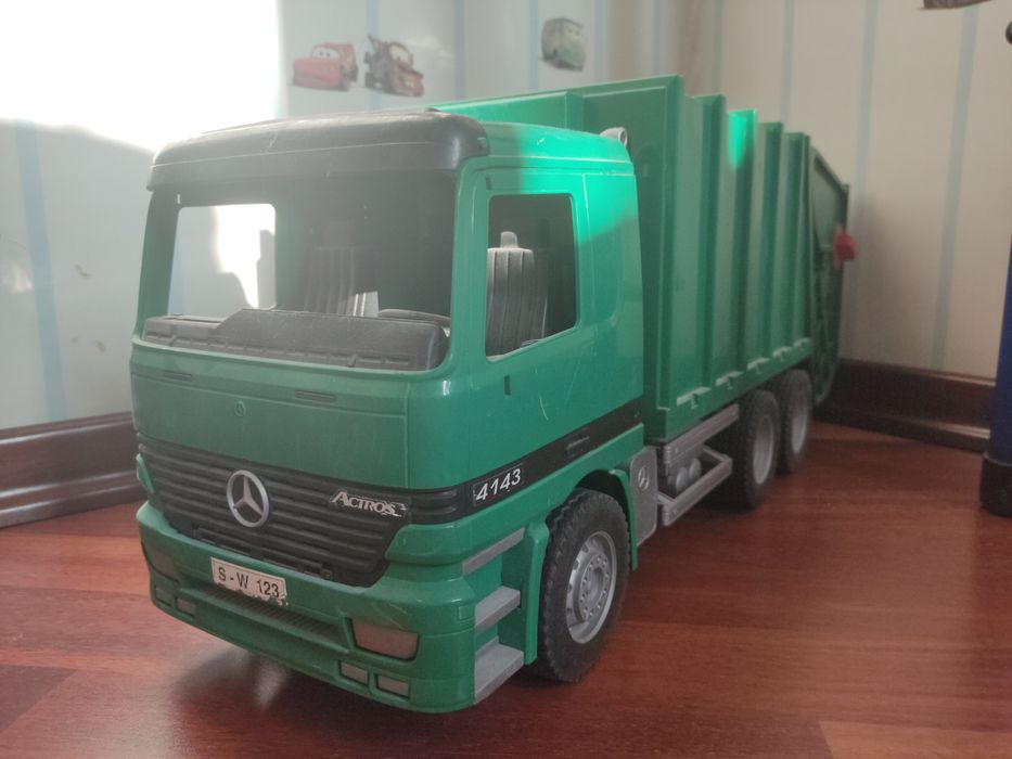 Машинки на радиоуправлении