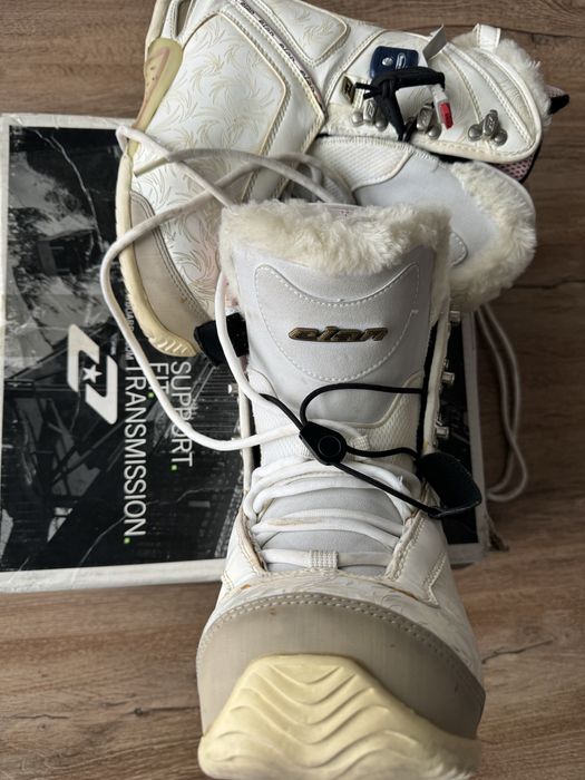 Snowboard Boots ELAN Therm-ic