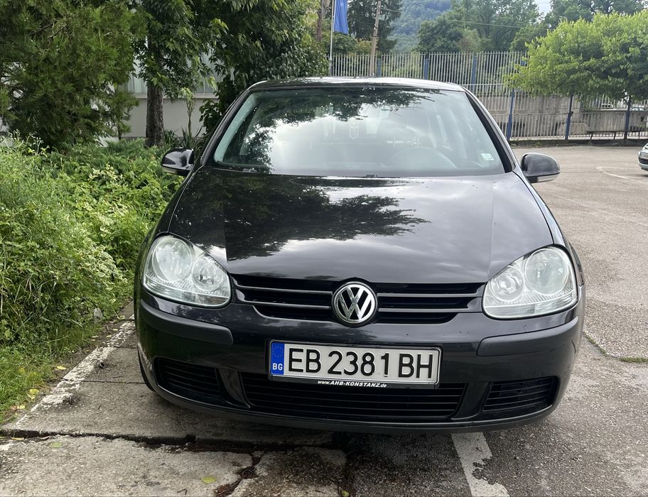 Golf 5,  1.6 2004