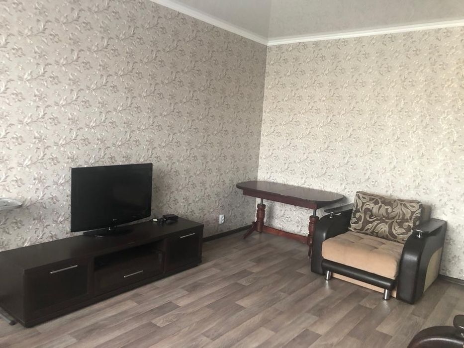 Сдаётся 3х ком квартира.