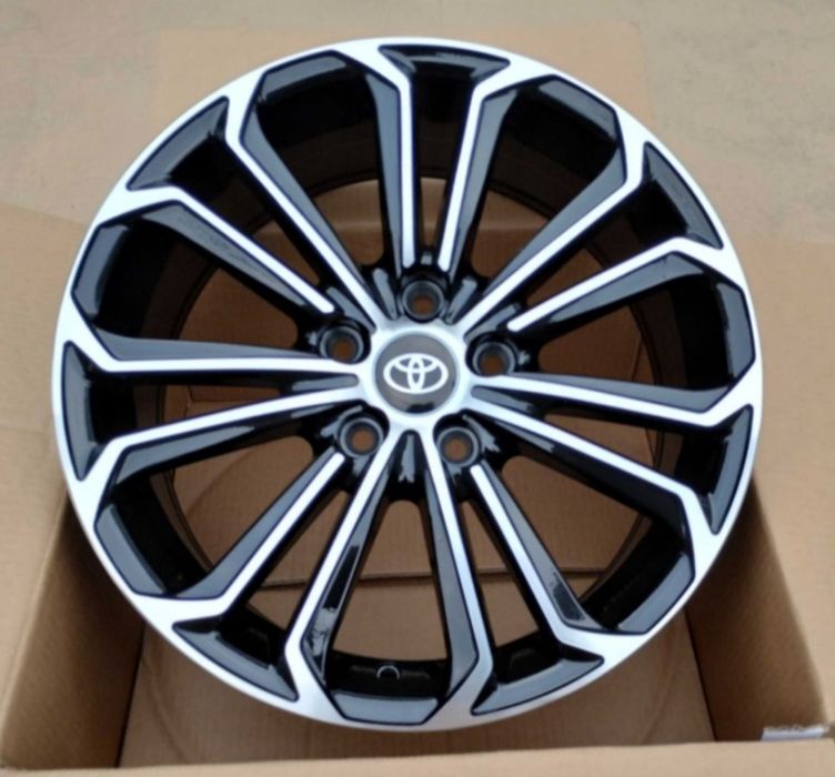 Jante 15 Toyota Auris Corolla cu 5 x 114.3 R15