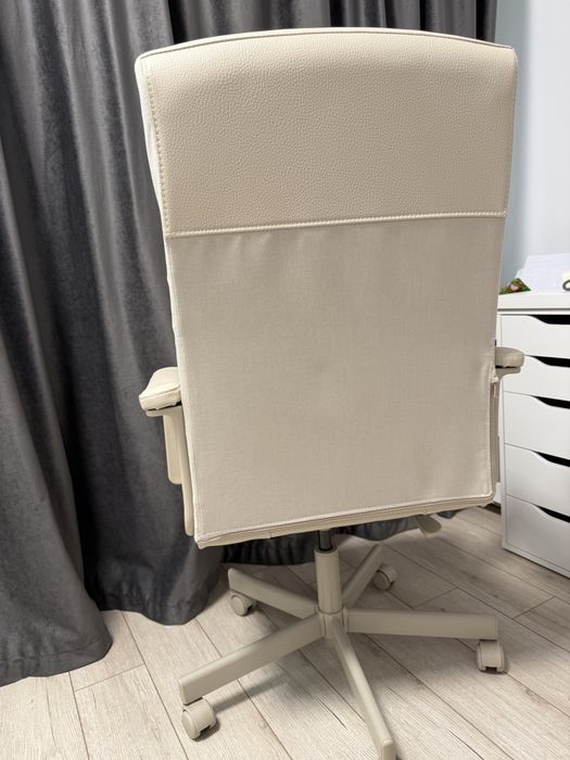 Scaun de birou crem/bej- stare impecabila