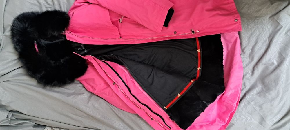 Куртка на девочку