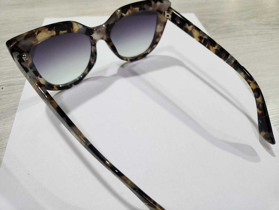 Дамски слънчеви очила