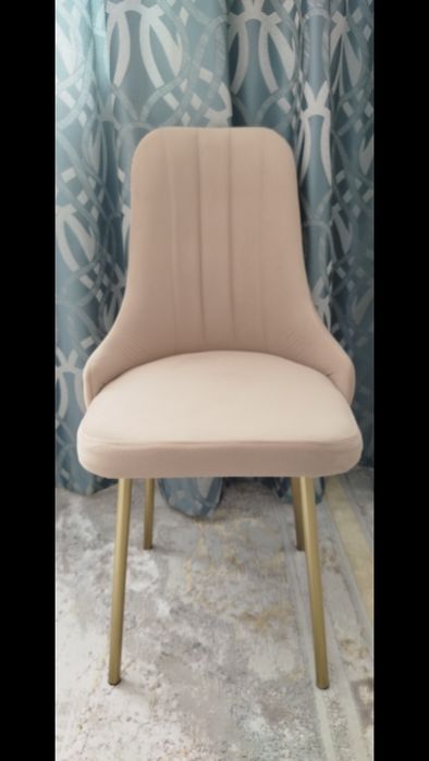 Продам стулья новая