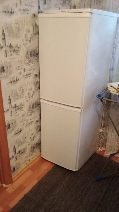 Продам холодильник Бирюса