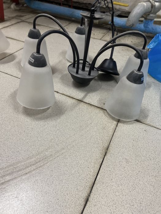 Срочно! Пртдам люстры 5-и родуовые!!!