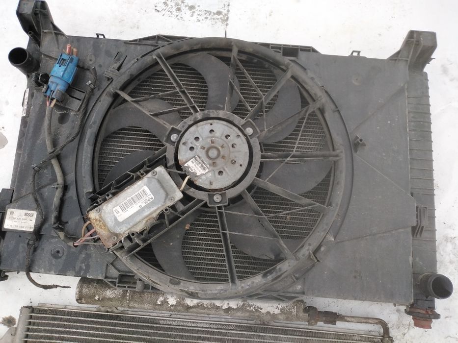 Radiator apa,clima,intercooler,Mercedes A-Class, W 169 motor 2.0 cdi