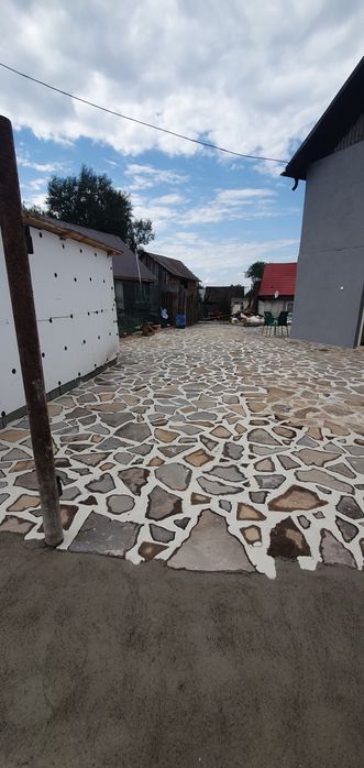 Piatra naturala decorativa Oferim transport și montaj în toata țara