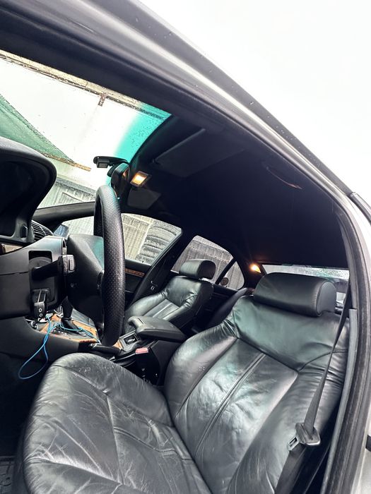 BMW e39 528iA de fabrica
