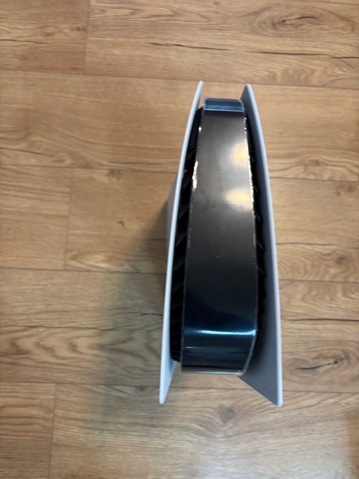 Consolă PlayStation 5 cu Disk – PS5