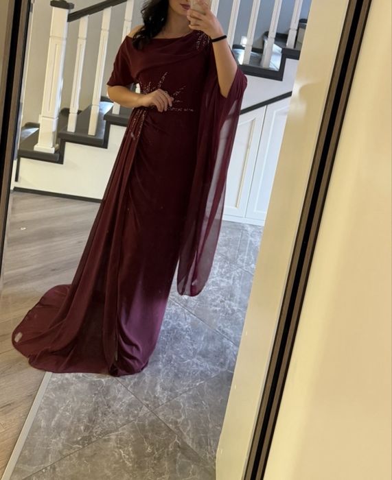 Вечеренее платье