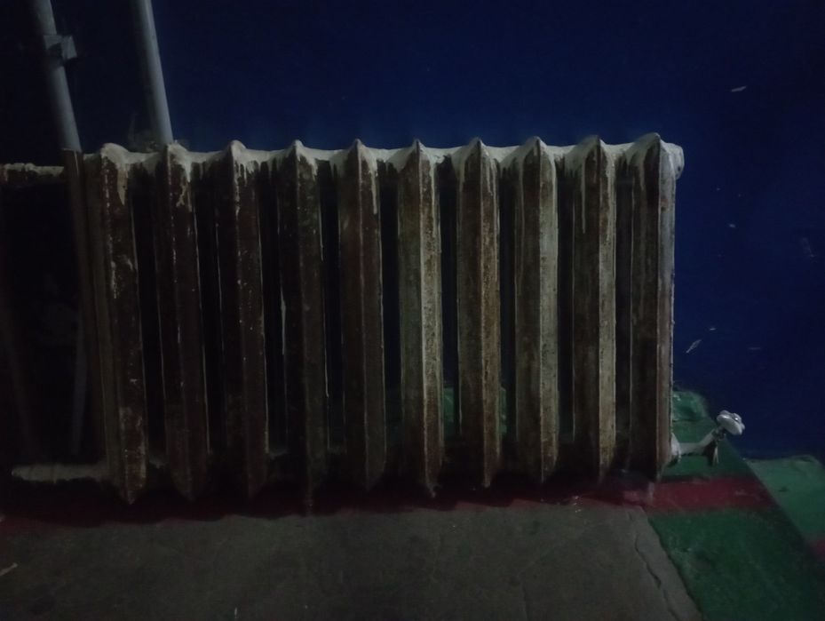 Батарея чугунная