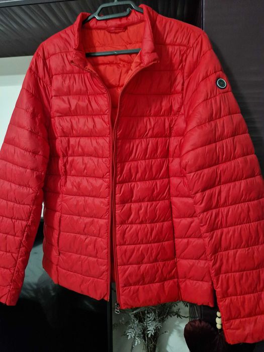 Geaca dama toamna marimea L . Stare excelenta.