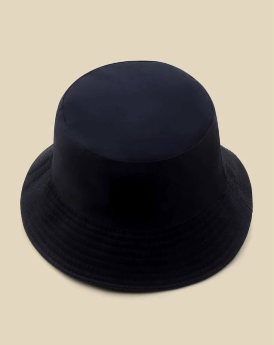 Vand palarie neagra