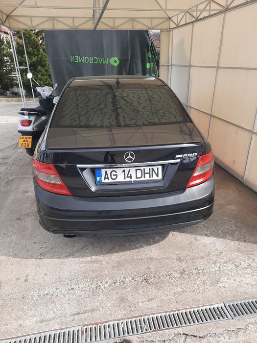 Vând Mercedes Benz C clase