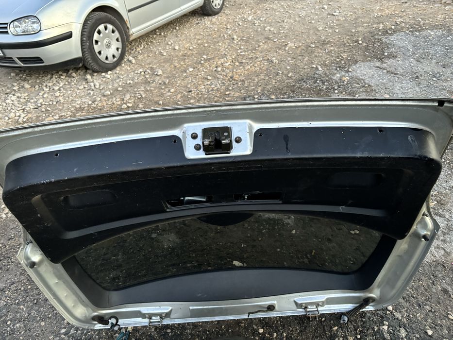 Багажници за Тойота Корола Версо 2004 - 2008 г.