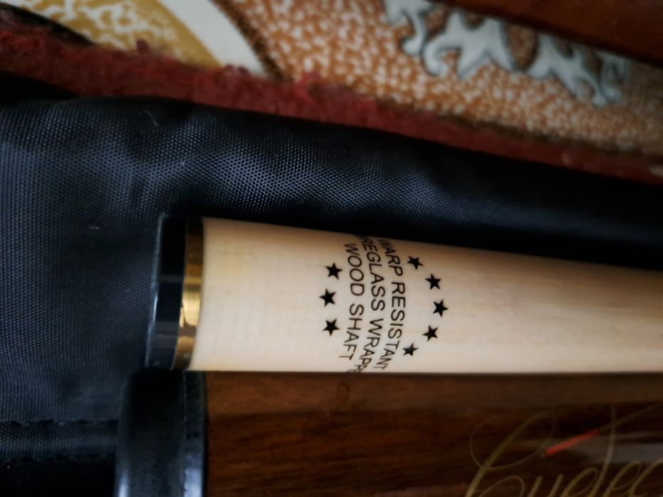 Бильярдный кий в кож. чехле