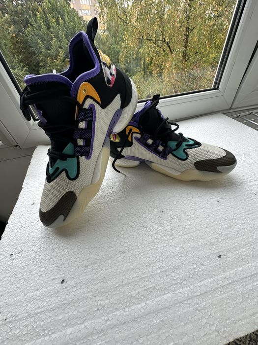 Adidasi Lightstrike