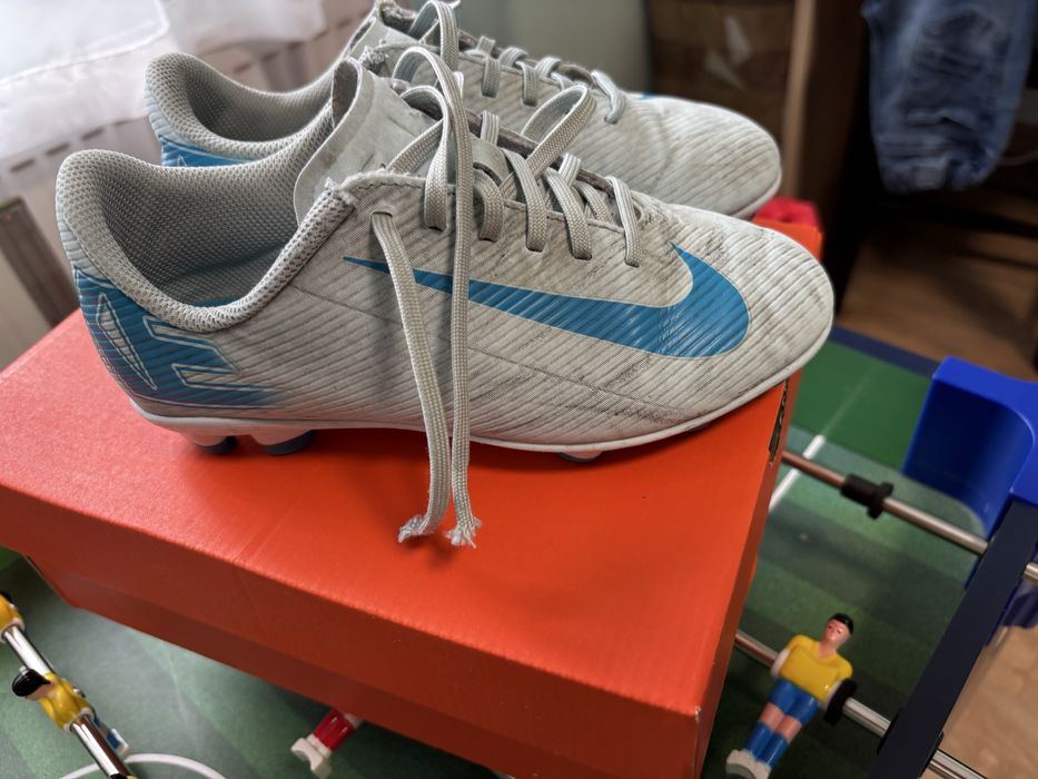 Детски бутонки nike