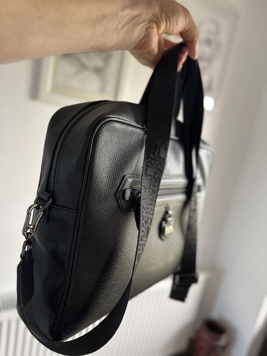 Vând geantă tip servietă KARL Lagerfeld