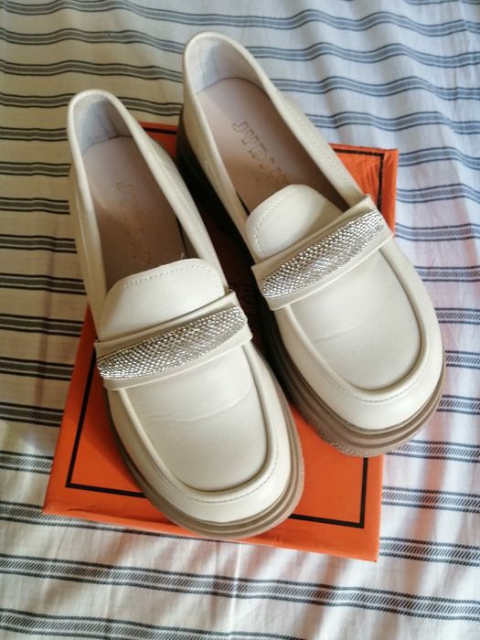 LOFER ayollar oyoq kiyimi, yangi, kiyilmagan, yana kelishiladi