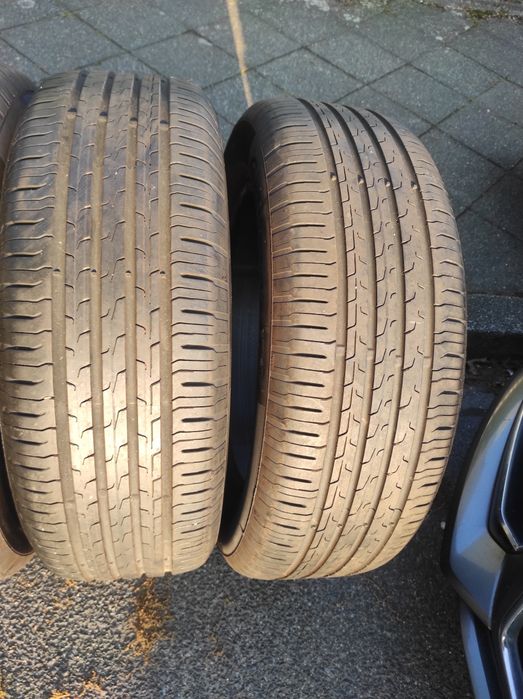 225/60/18 Continental