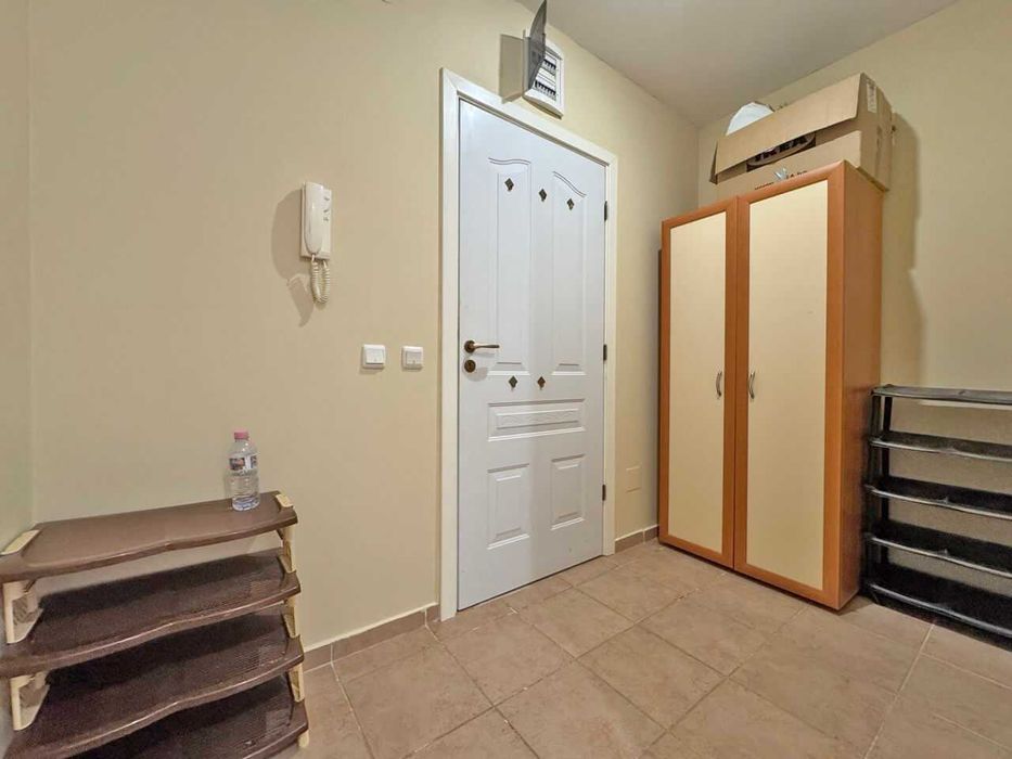 Продава се Двустаен апартамент в к.к. Слънчев бряг - 60 кв.м за 1084 €/кв.м - Снимка #4