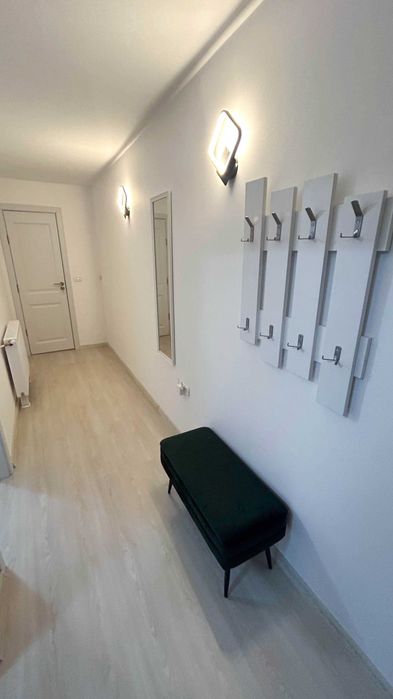 Inchiriez apartament 2 camere in regim hotelier zona Mall-Precista