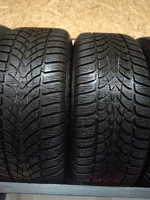 Anvelope iarna Dunlop Winter Sort 4D 225 50 R17  98H. XL