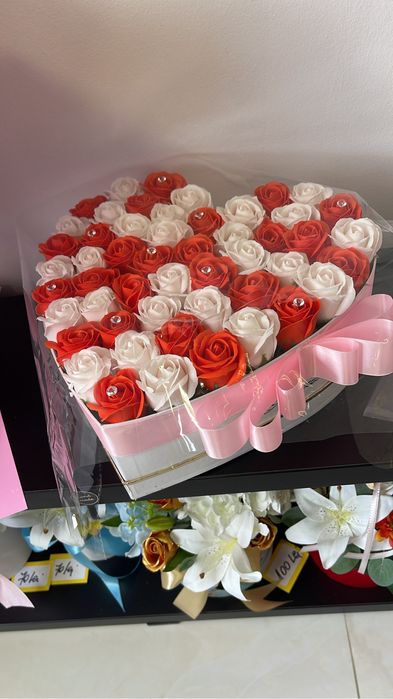 Buchete din trandafiri de sapun pe comanda