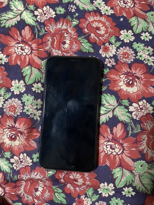 Айфон 11 64 гб 85%