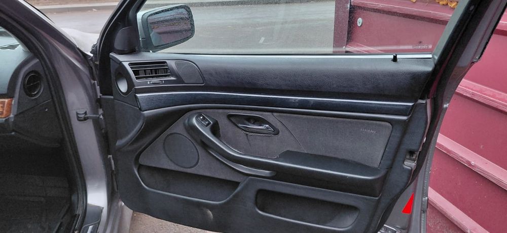 Продам.    BMW E39