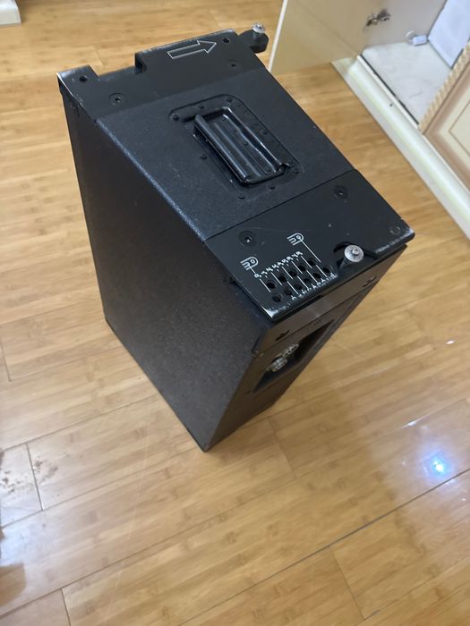 Профессиональная акустическая система Eric LA 8M