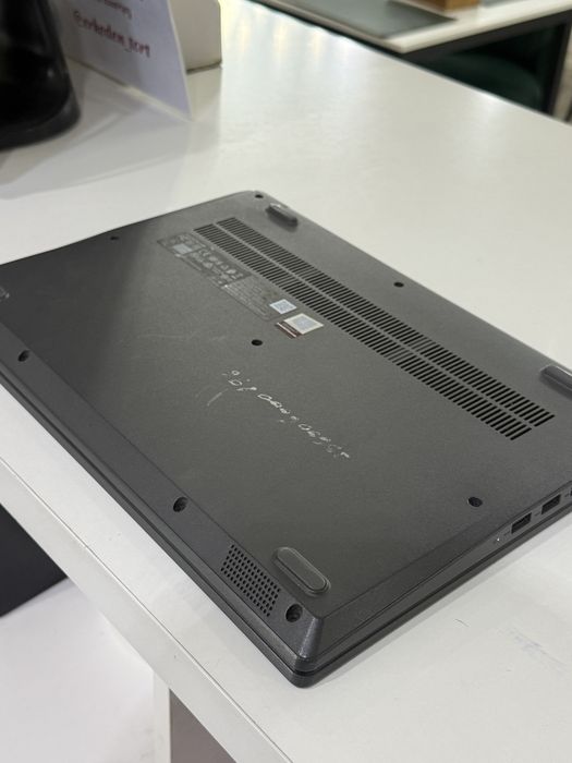 Ноутбук Lenovo